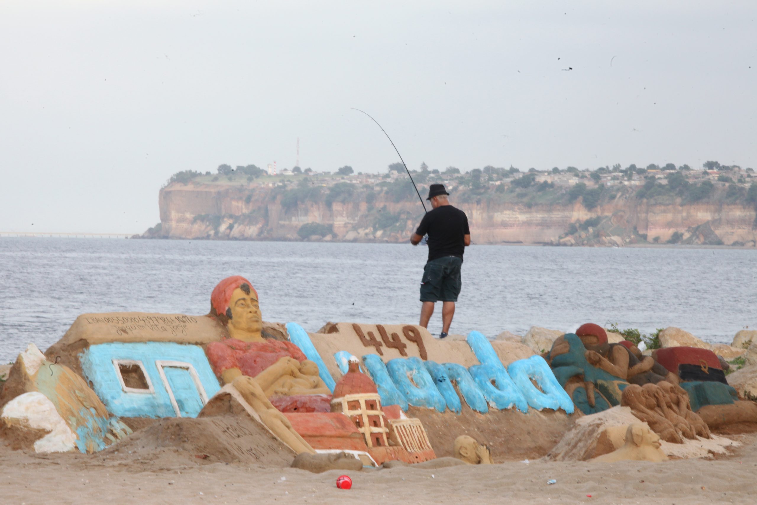 Dia 5 — LUANDA HOJE: A CIDADE QUE SE INTERROGA