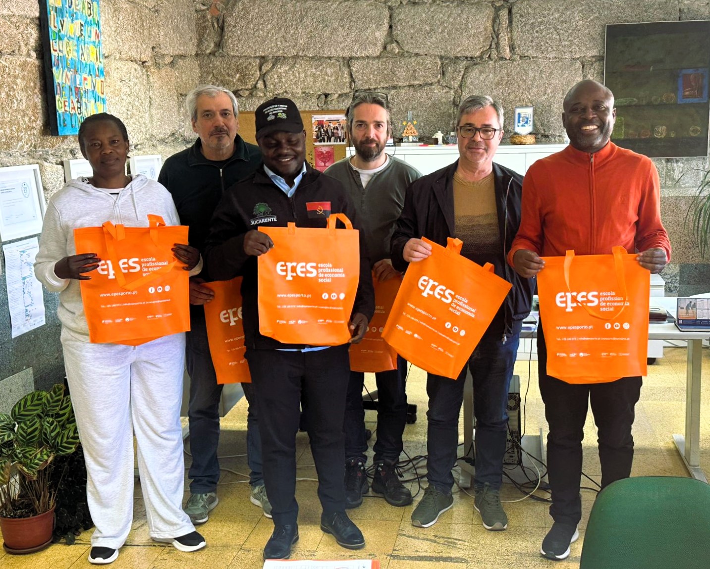 JUCARENTE reforça compromisso com formação de jovens dos PALOP durante visita institucional ao Porto