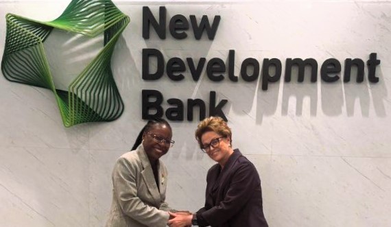 Angola reforça estratégia de financiamento internacional em encontro com o Novo Banco de Desenvolvimento