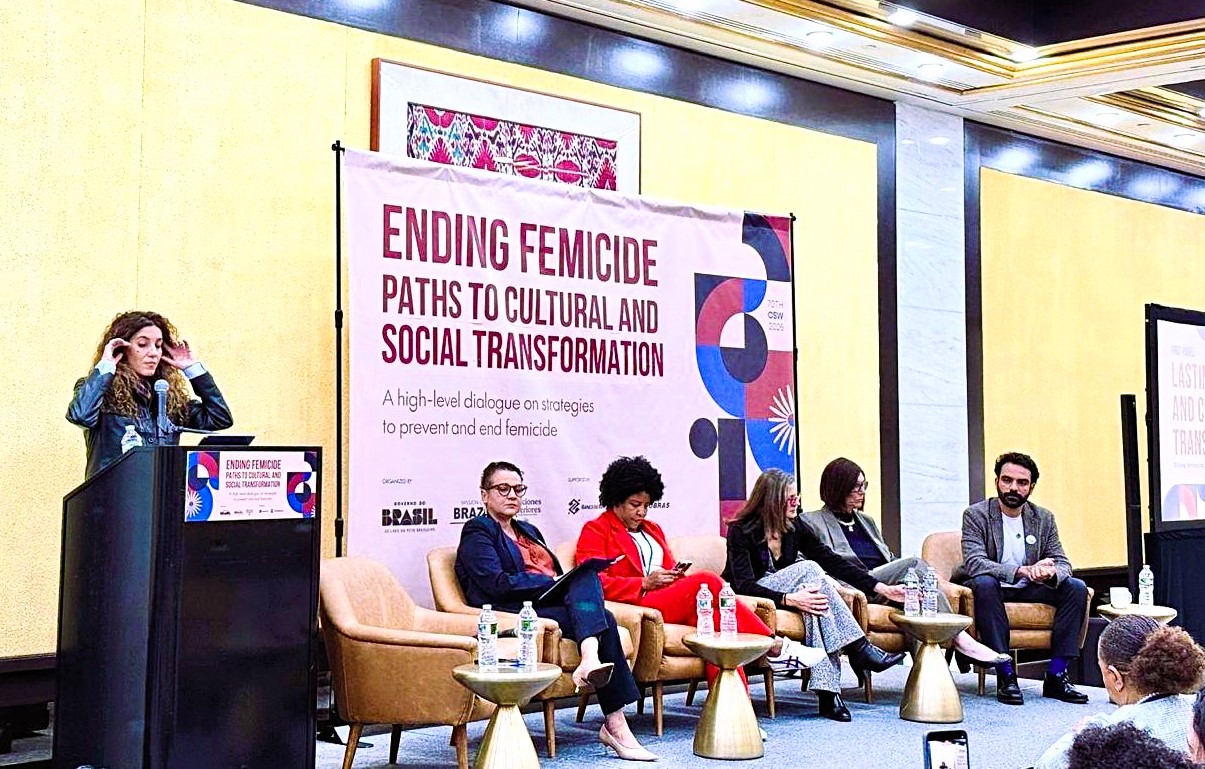 Ministra angolana participa em diálogo internacional sobre combate ao feminicídio em Nova Iorque