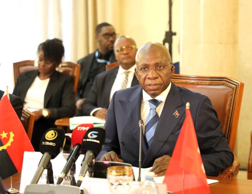 Angola e Suíça Reforçam Cooperação em Diplomacia e Economia
