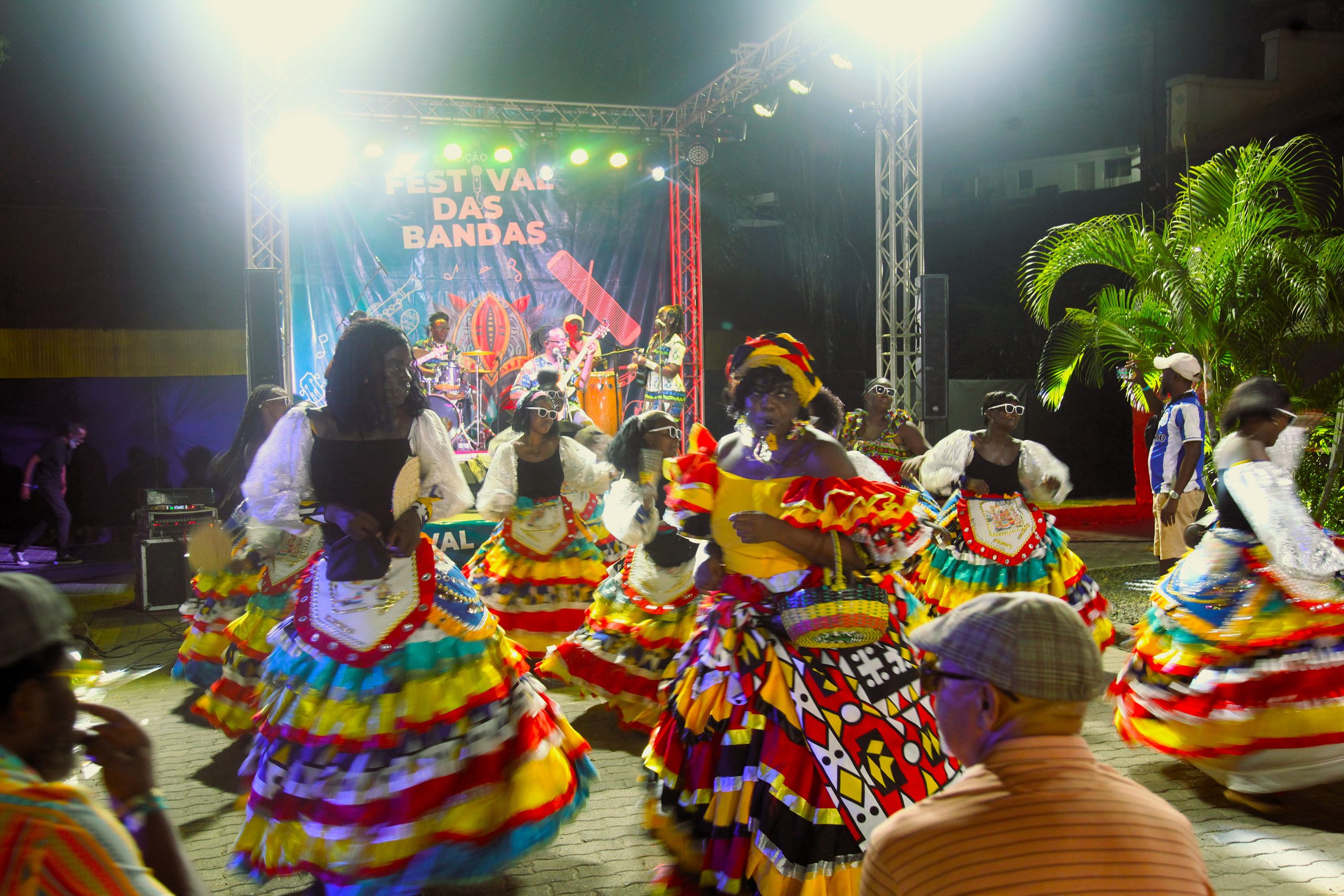 Festival das Bandas abre com casa cheia e celebra a força da música angolana no Palácio de Ferro