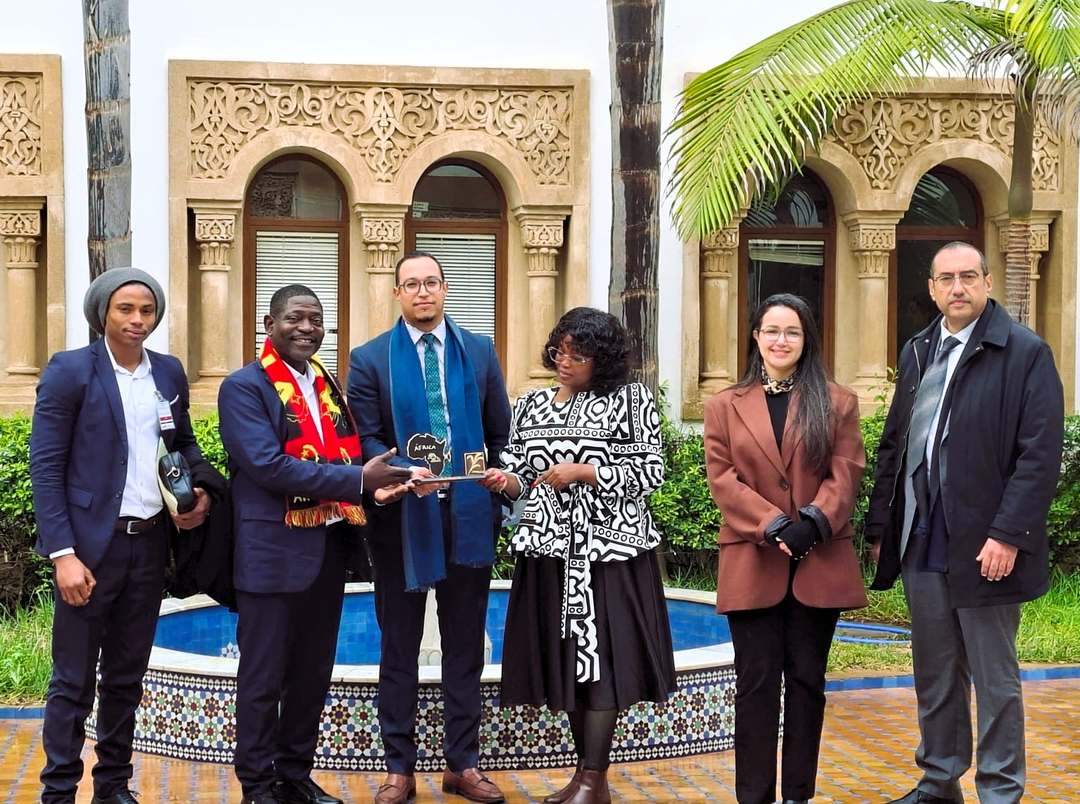 Artesanato angolano em diálogo com o mundo: a missão cultural de Mestre Job no Reino de Marrocos