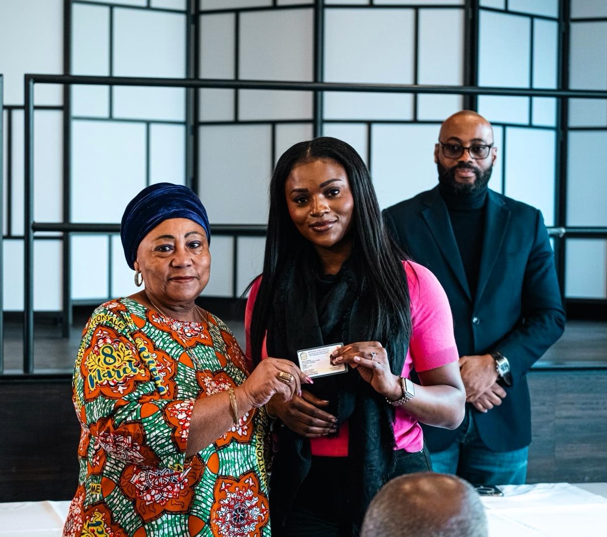 Diáspora em Movimento: Angola reforça cidadania e identidade junto da comunidade na Suíça