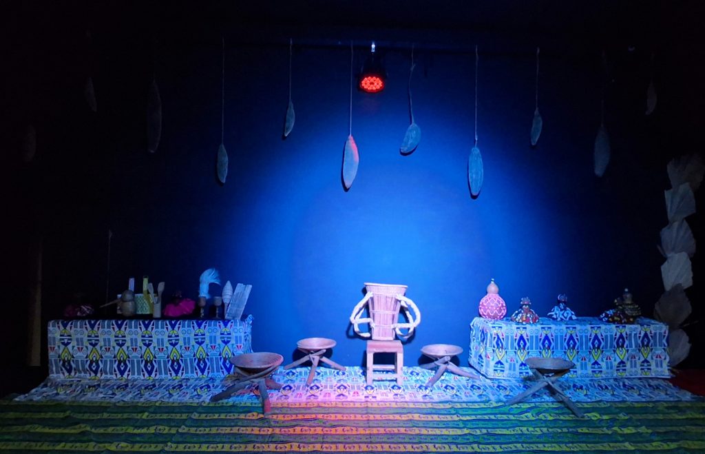 A proposta abre espaço para uma reflexão mais ampla sobre o papel das instituições culturais e educativas na integração efectiva destas matrizes no desenvolvimento nacional, numa lógica de continuidade histórica e inovação cultural.