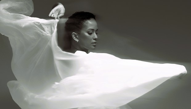 CREMILDA MEDINA LANÇA “LÁGRIMA”, UM TRIBUTO INTIMISTA À MORNA CABO-VERDIANA