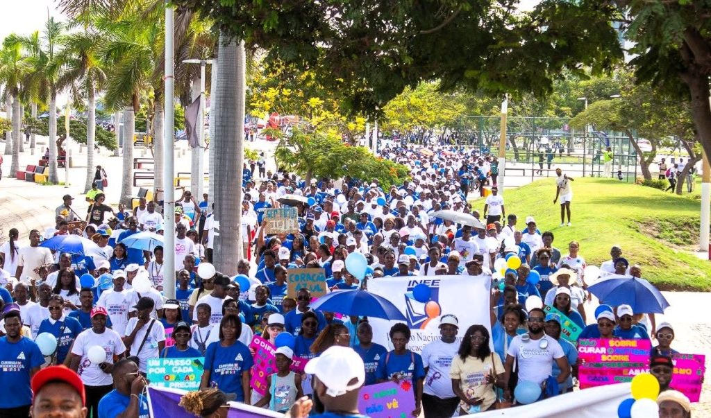 Voz institucional e compromisso com a causa
O acto foi presidido pela directora clínica da instituição promotora, Isabel Velasco, que sublinhou a urgência de se criarem mais espaços de diálogo e informação sobre o autismo, reforçando o papel da sociedade na construção de um ambiente mais inclusivo e consciente.