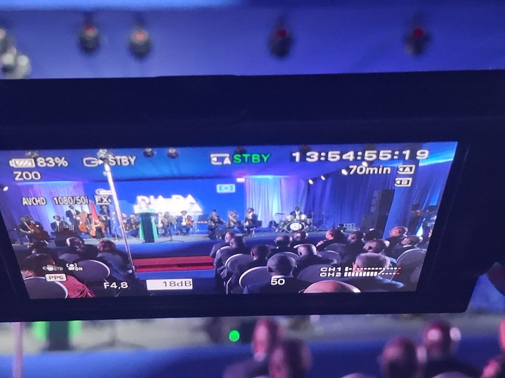 Durante o discurso oficial, a Embaixadora da União Europeia em Angola sublinhou a importância da parceria estratégica entre Angola e a UE, enquadrada no acordo “Caminho Conjunto”, instrumento voltado ao reforço do diálogo político, económico e institucional entre as duas regiões.