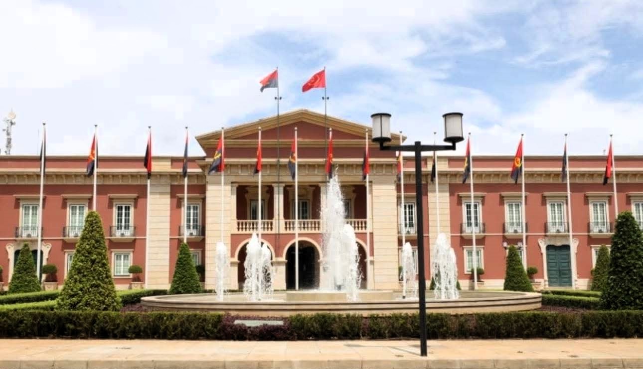 Presidente da República decreta Luto Nacional em homenagem às vítimas dos conflitos políticos em Angola