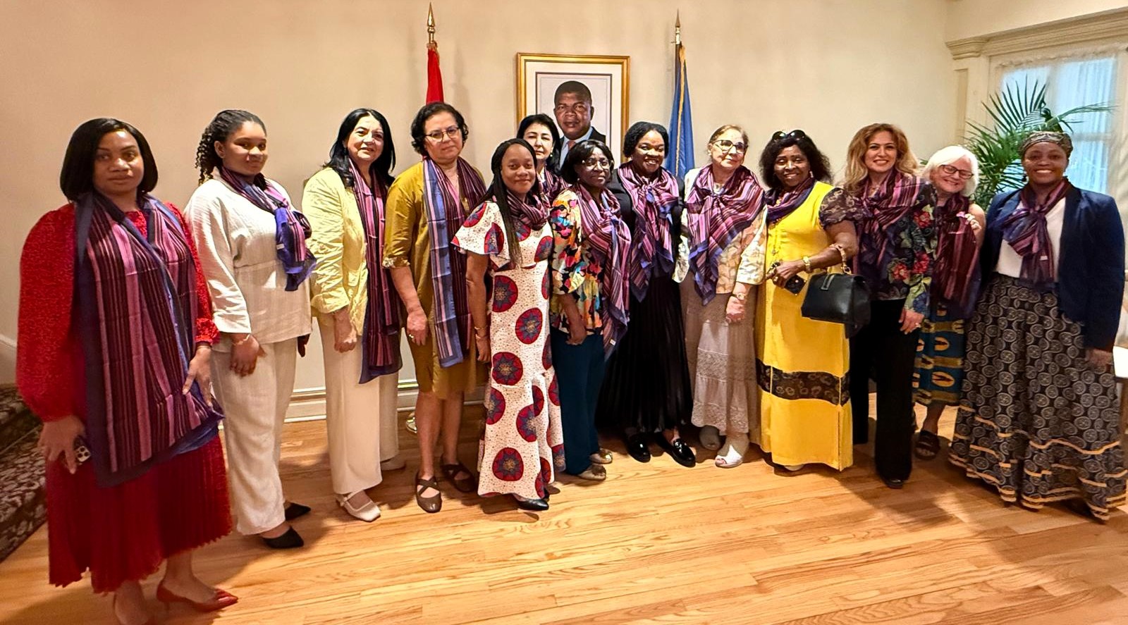 Associação dos Cônjuges dos Embaixadores Africanos reforça intercâmbio cultural e cooperação diplomática