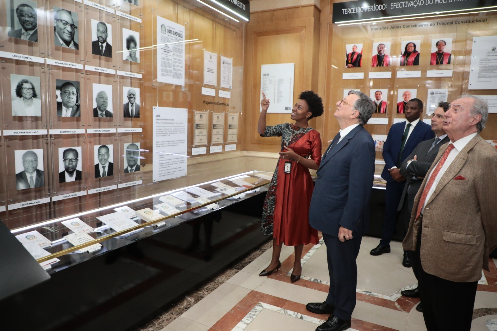 Antigo primeiro-ministro português destaca importância da preservação da memória jurídica e constitucional de Angola