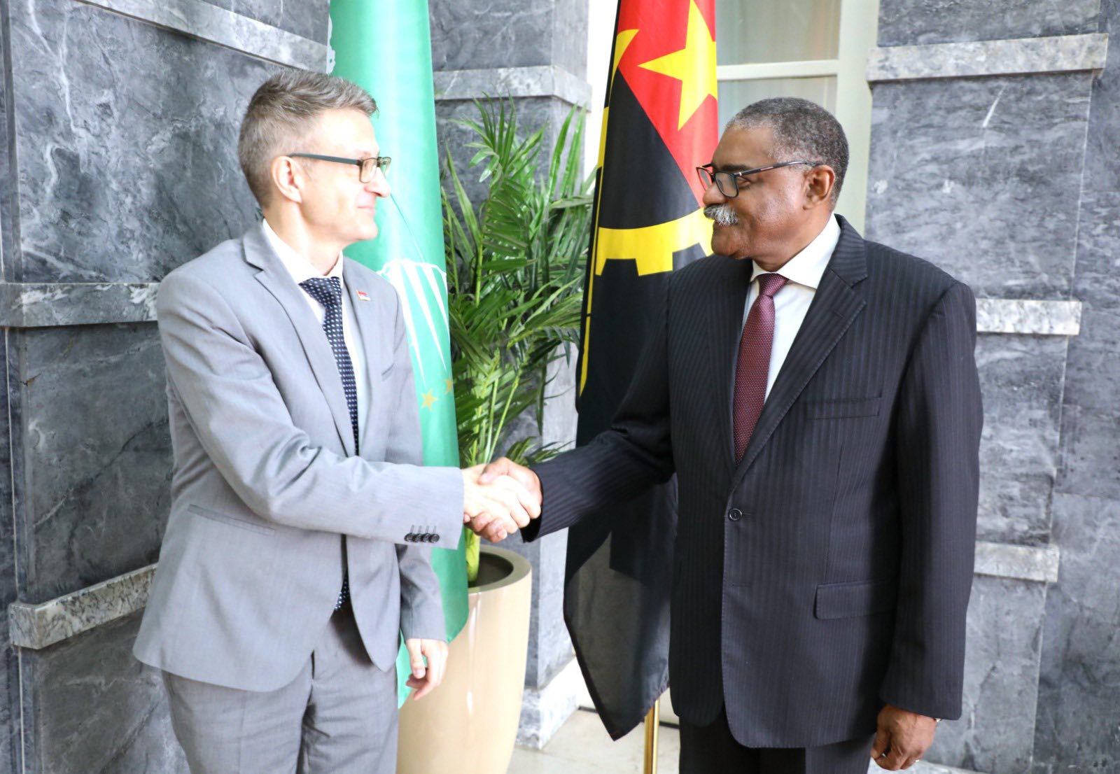 Angola e Sérvia reforçam cooperação bilateral com foco na Comissão Mista e intercâmbio estratégico