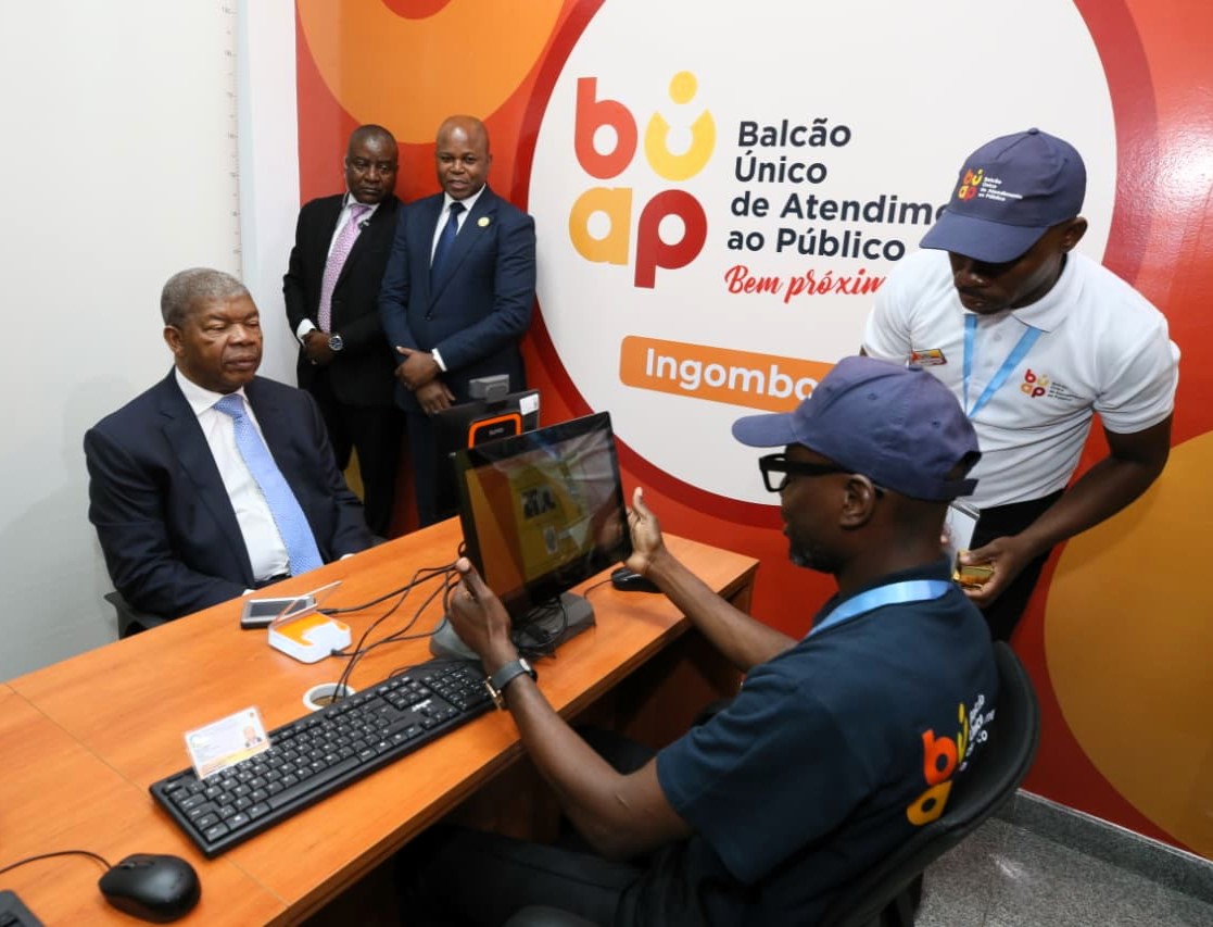 SOCIEDADE E CIDADANIA | Presidente João Lourenço actualiza Registo Eleitoral Oficioso em Luanda