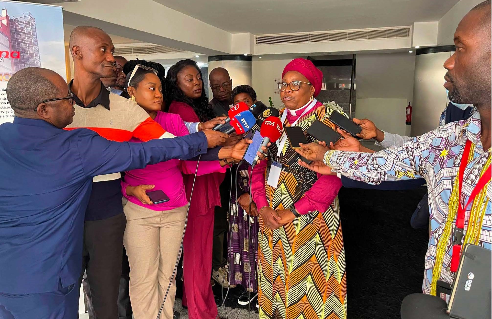 LUANDA ACOLHE ENCONTRO INTERNACIONAL PARA REFORÇAR O COMBATE AO TRÁFICO DE SERES HUMANOS