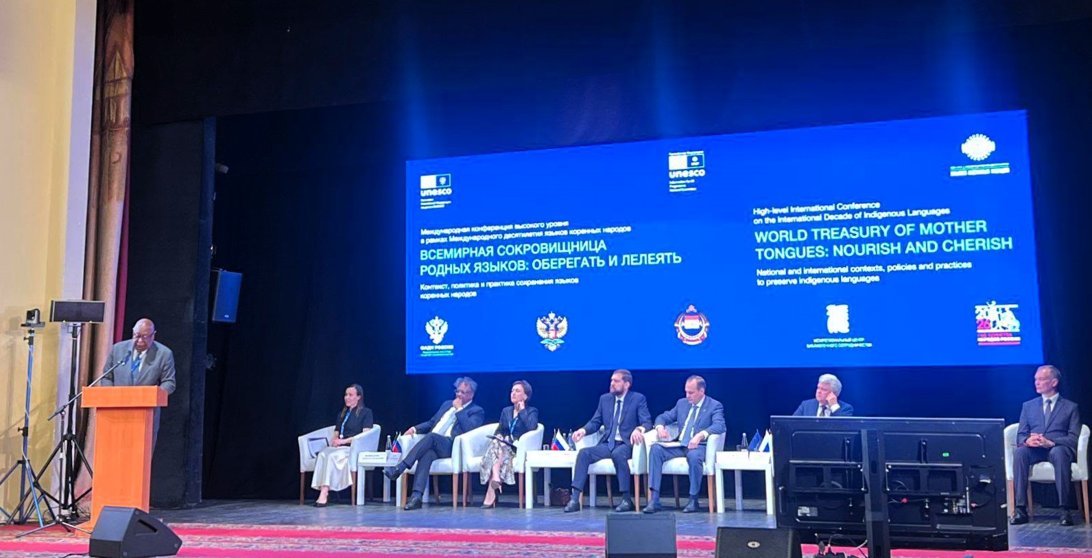 Angola defende ensino plurilingue e reforça cooperação cultural durante conferência internacional na Rússia