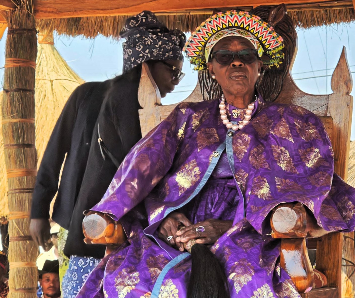 Ministro da Cultura reforça diálogo com liderança do Reino Luvale durante visita ao Moxico Leste