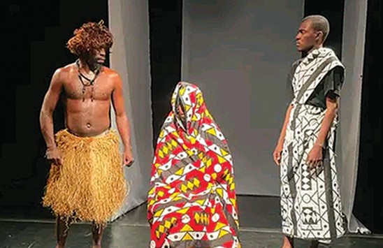 “Sem Título” leva Maria Eugénia Neto ao palco num diálogo entre memória, poesia e Angola contemporânea