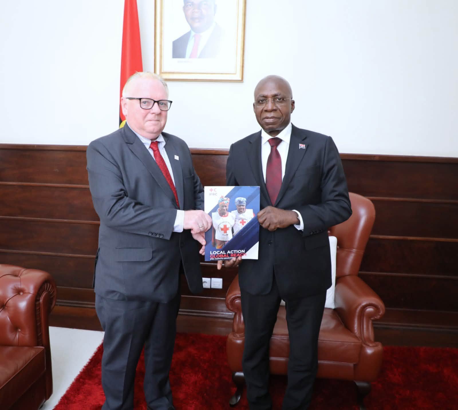 Angola reforça cooperação humanitária com a Federação Internacional da Cruz Vermelha