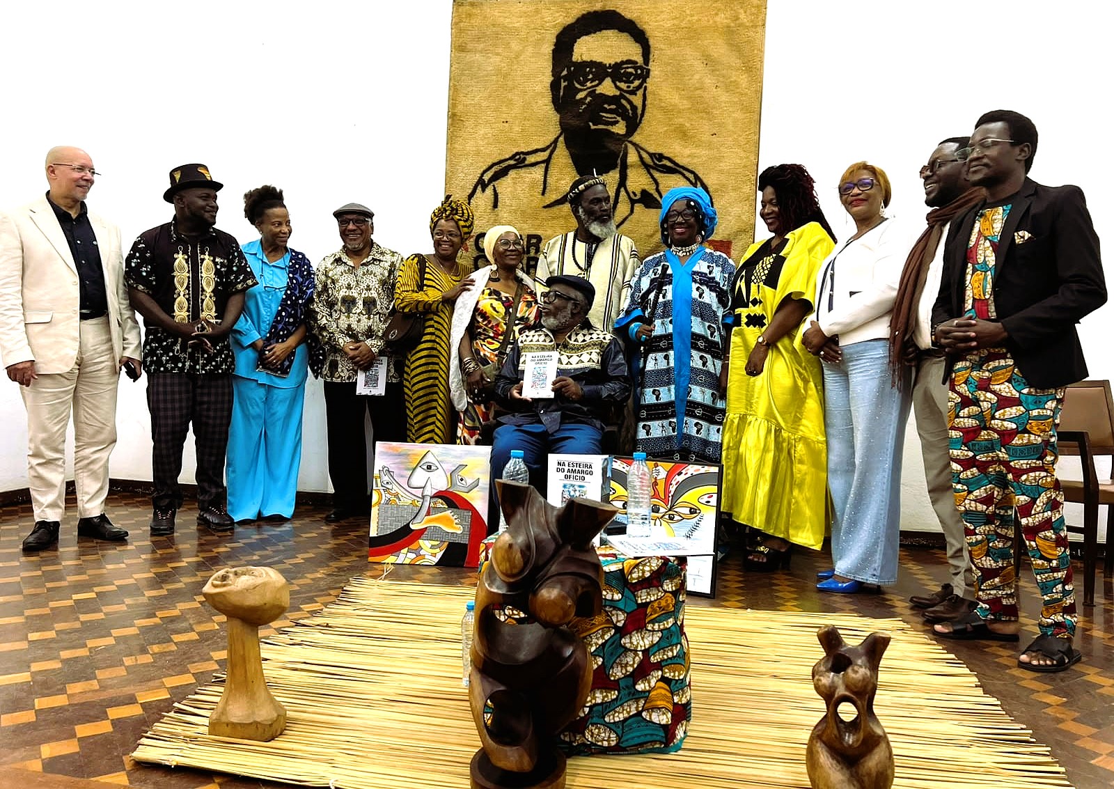 “NA ESTEIRA DO AMARGO OFÍCIO”: LITERATURA ANGOLANA ENCONTRA A DIÁSPORA EM LUANDA