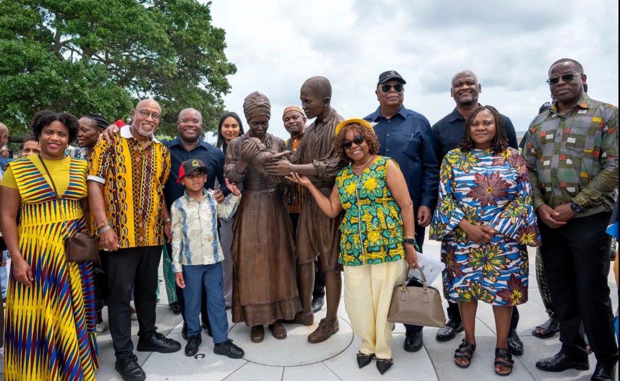 Angola reforça memória histórica partilhada com os EUA na homenagem à família Tucker