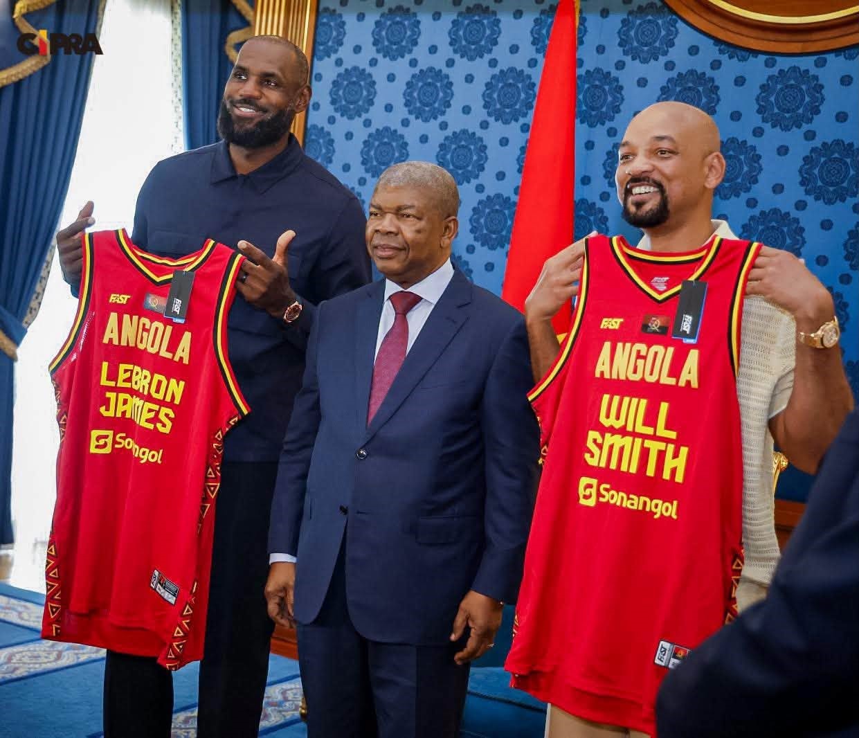 DIPLOMACIA & CULTURA | João Lourenço recebe LeBron James e Will Smith em Luanda