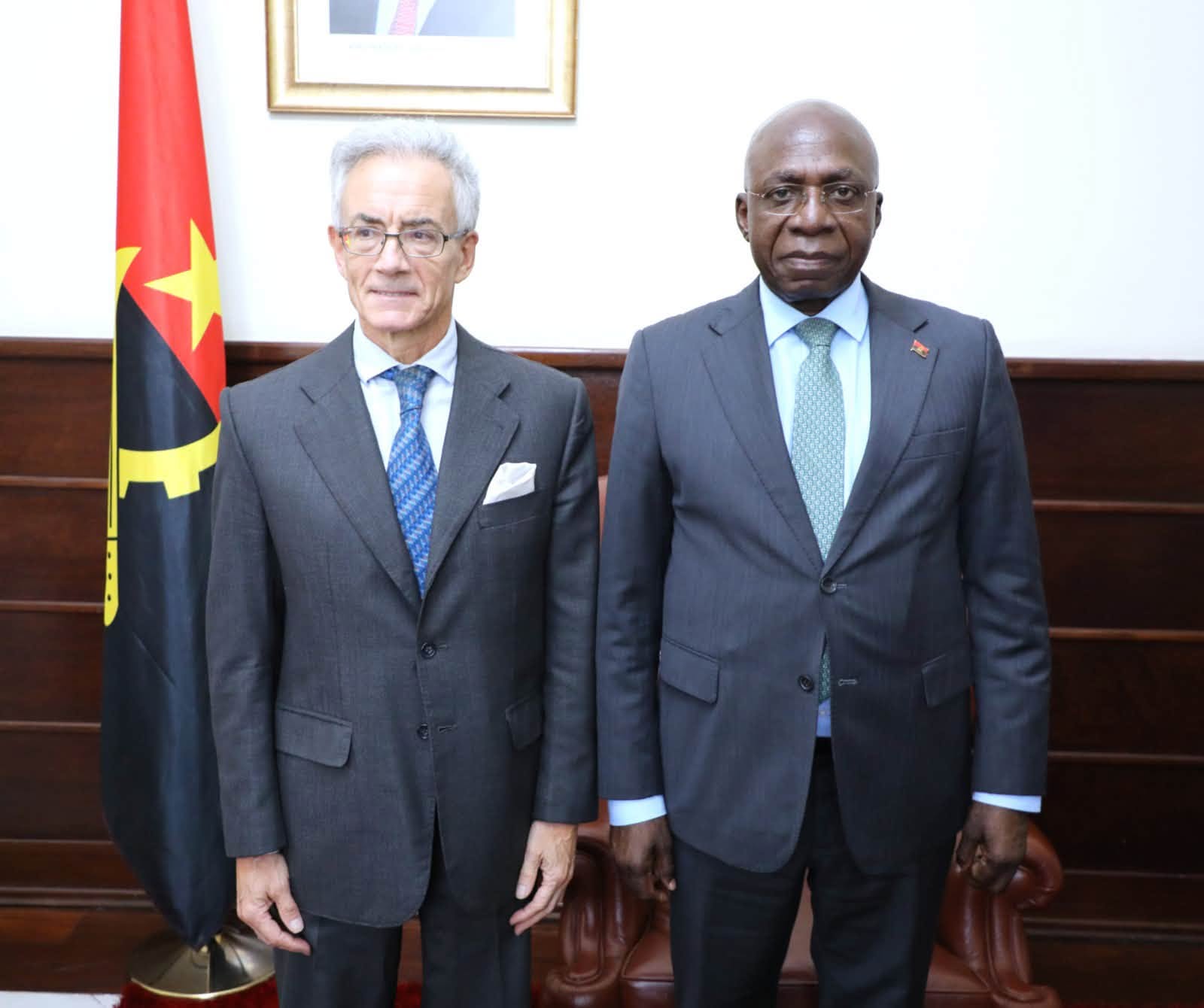 ANGOLA PREPARA PARTICIPAÇÃO NA CIMEIRA IBERO-AMERICANA DE MADRID