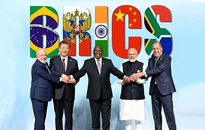 BRICS REFORÇA COOPERAÇÃO FINANCEIRA COM MAIOR USO DE MOEDAS NACIONAIS