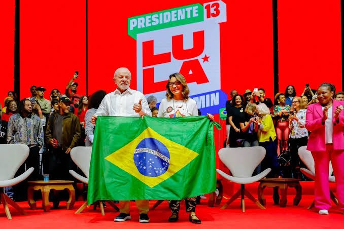 LULA DEFENDE REFORÇO CONSTITUCIONAL PARA TRANSFORMAR CULTURA EM POLÍTICA DE ESTADO NO BRASIL