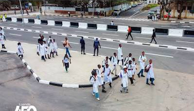 Largo das Escolas ganha melhores condições de circulação após intervenção de requalificação
